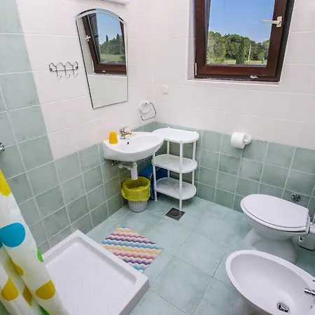 Paola Apartament *